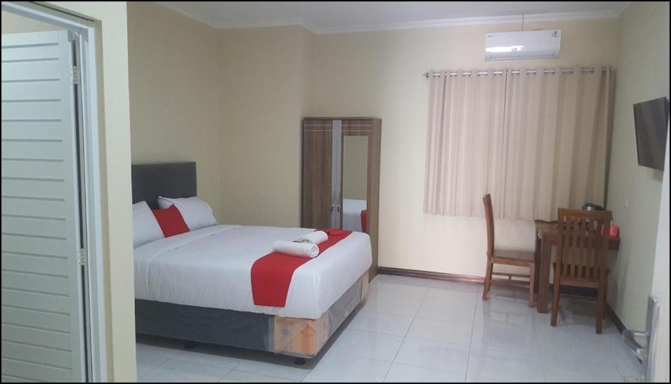 Roomz Budget Residence Semarang Extérieur photo